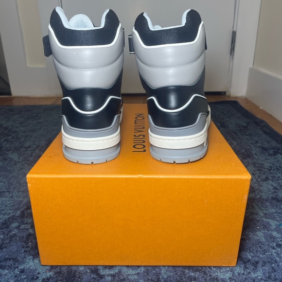 Louis Vuitton LV Trainer Sneaker Boot High Black  Sz UK 9.5 New With Box RARE - Picture 5 of 8